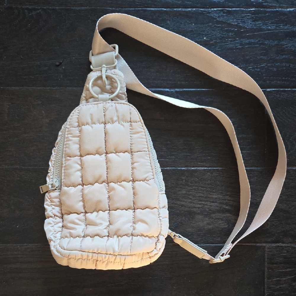 Urban Expressions Cream Quilted Crossbody Bag